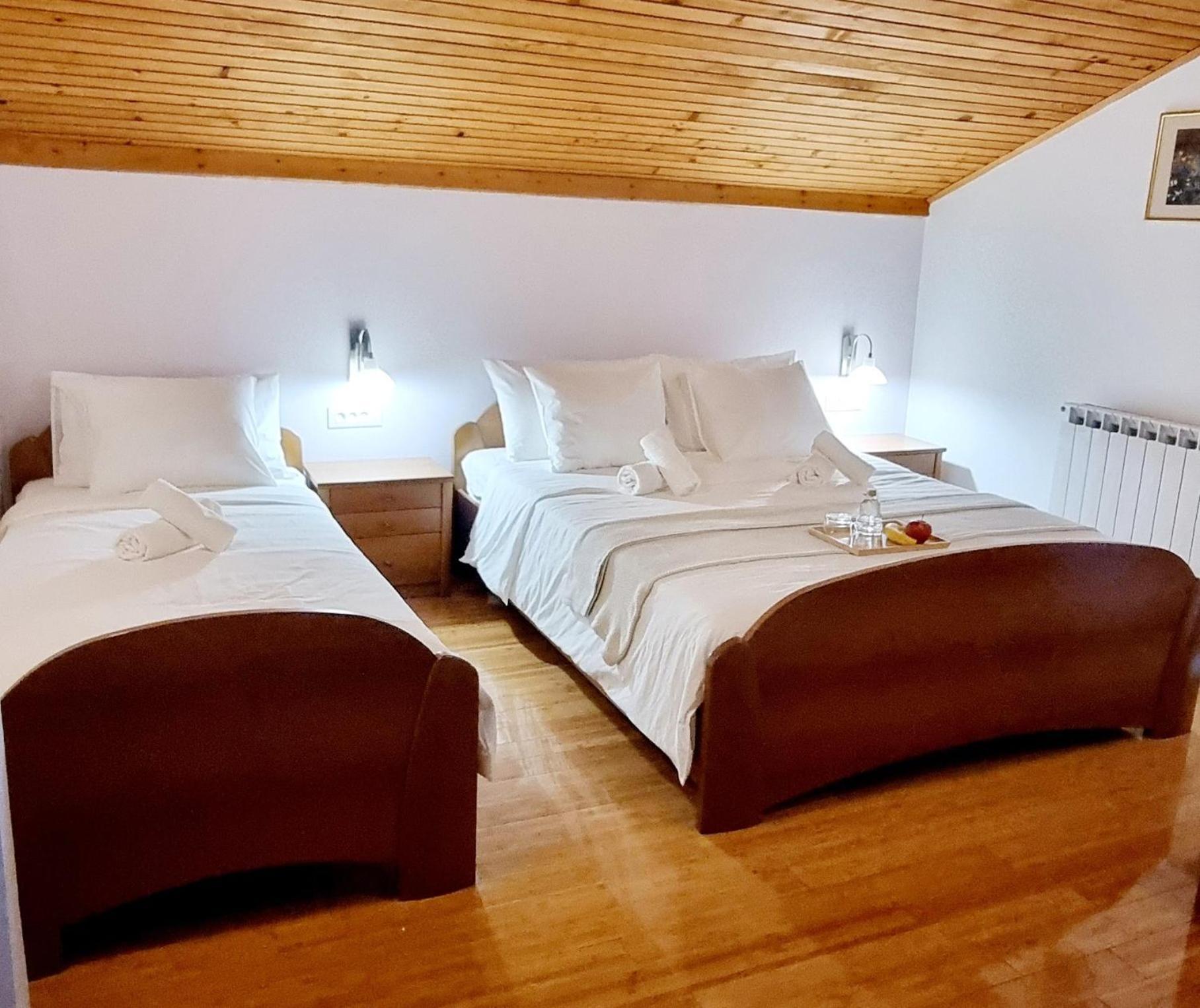 Nadija Rooms Funtana Bagian luar foto