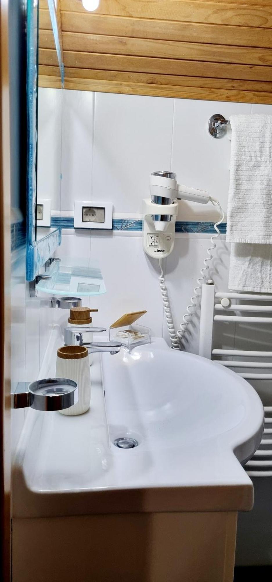 Nadija Rooms Funtana Bagian luar foto