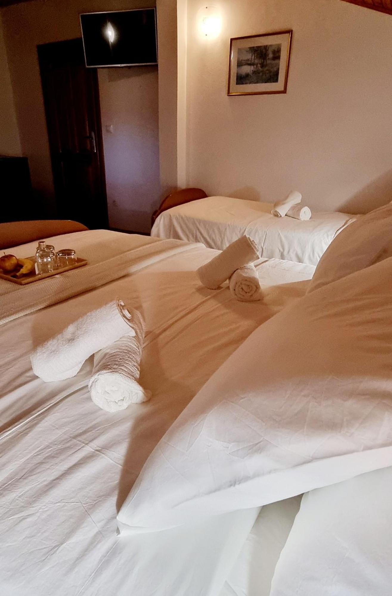 Nadija Rooms Funtana Bagian luar foto