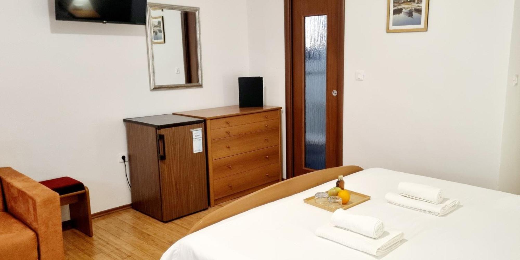 Nadija Rooms Funtana Bagian luar foto